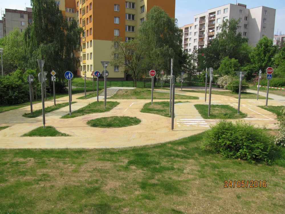 Dopravní hřiště v MŠ Fr. Formana