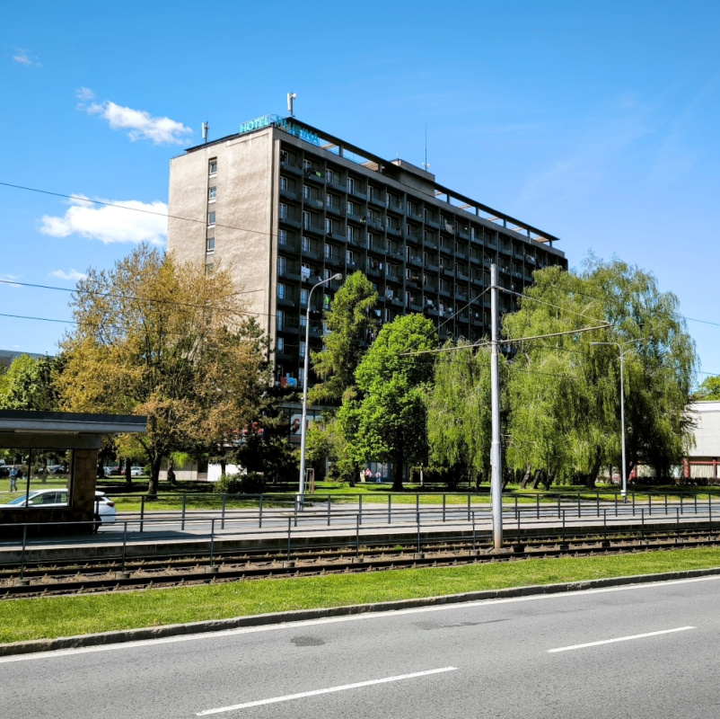 Analýza spol. problémů v ubytovně Hlubina