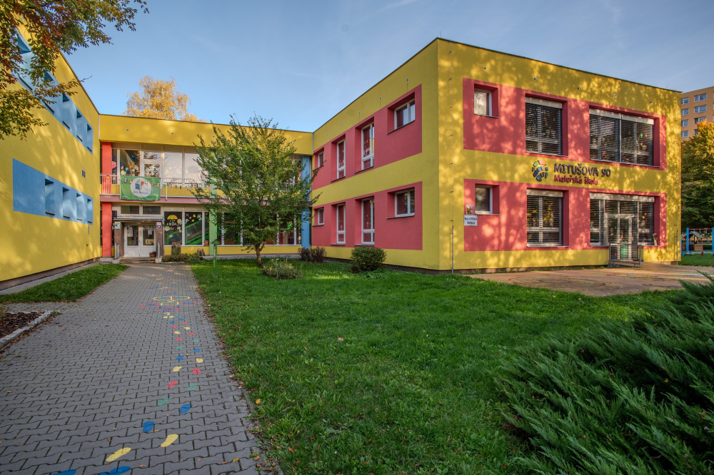 MŠ Mitušova 90